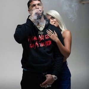 Meet your Posher, Chávez